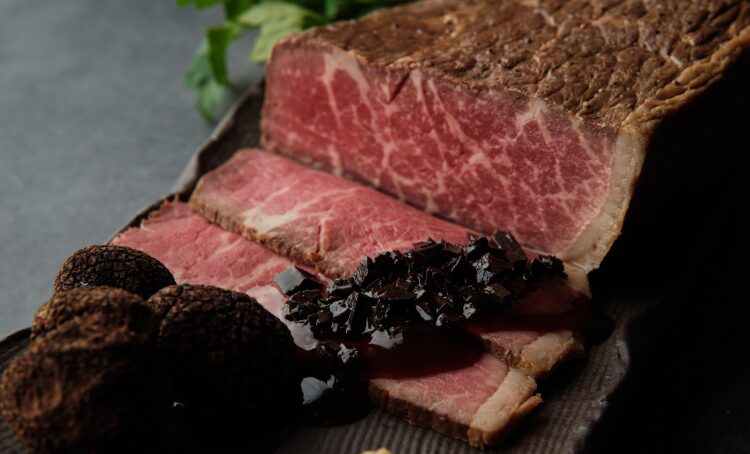 特製ローストビーフ黒トリュフソース