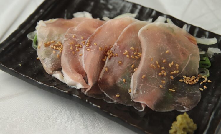 博多地鶏の生ハム和風カルパッチョ