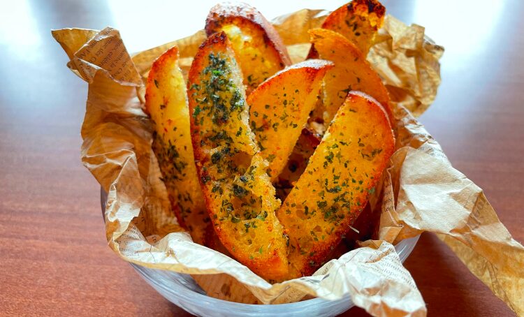 おつまみガーリックトースト