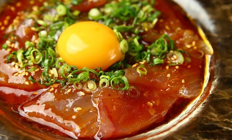 漬け鮪の韓国風ユッケカルパッチョ