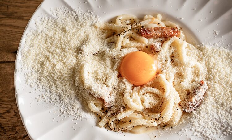 星空カルボナーラうどん