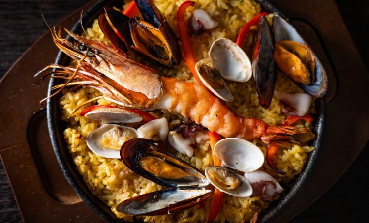 大海老と魚介のパエリア